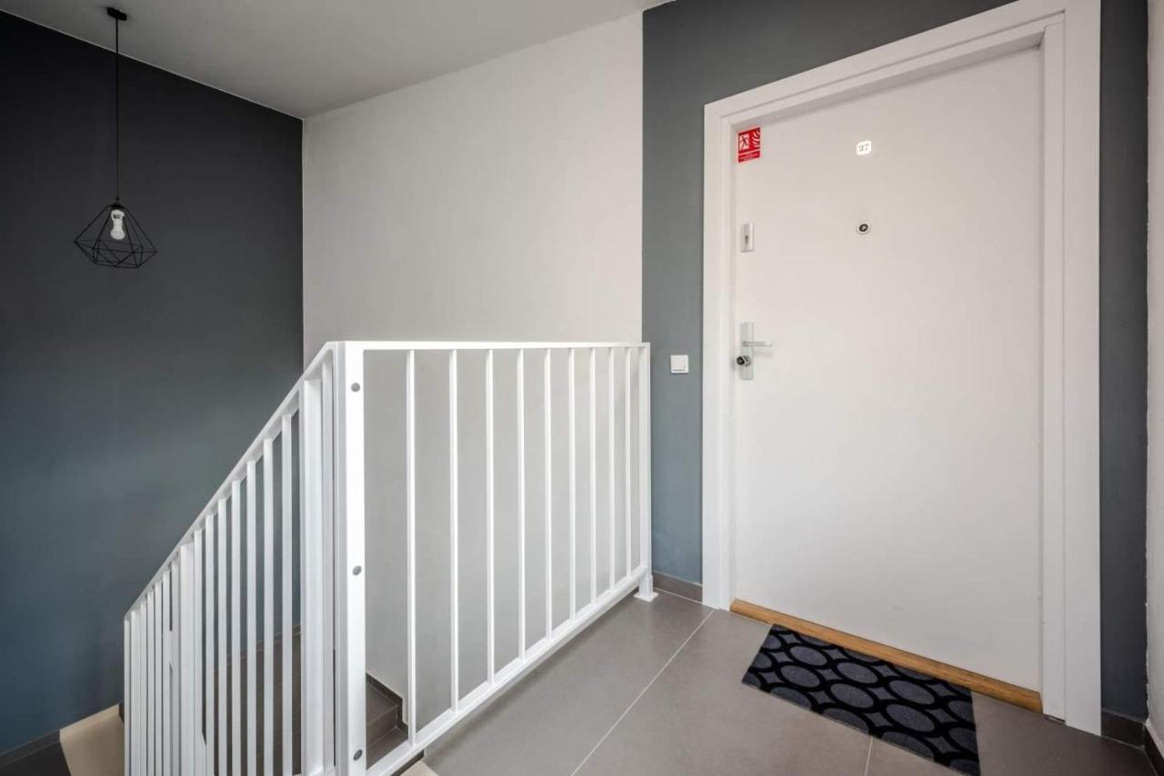 Modern Apartment Arizona Studio Old Town Dietla Balcony Krakow Luaran gambar